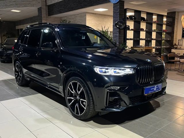 BMW X7 AHK M Sport Pano Laser 7-Sitzer HUD 22LM 2021 Diesel