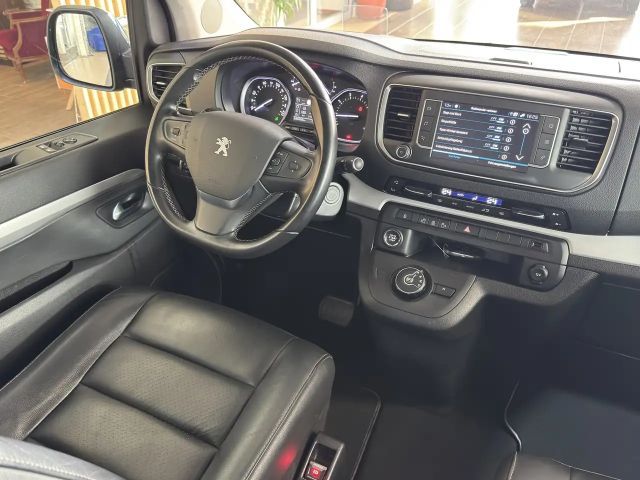 Peugeot Traveller