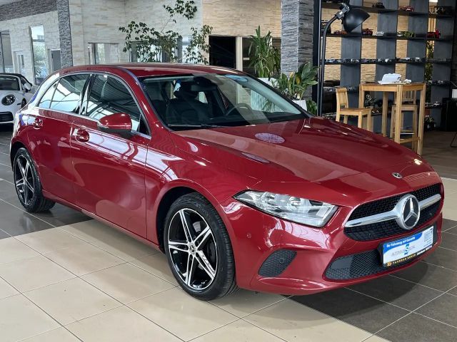 Mercedes-Benz A 200 d 4Matic*Navi*R-Cam*TeiLeder*CarPlay*SHZ* 2021 Diesel