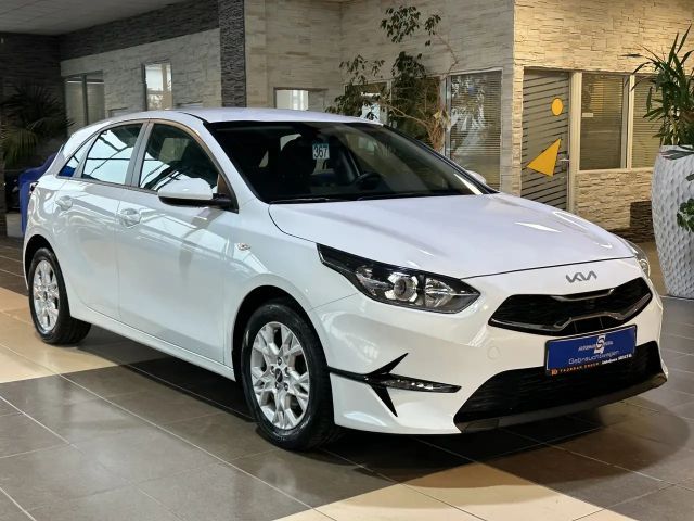 Kia Ceed / cee'd