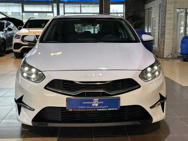 Kia Ceed / cee'd