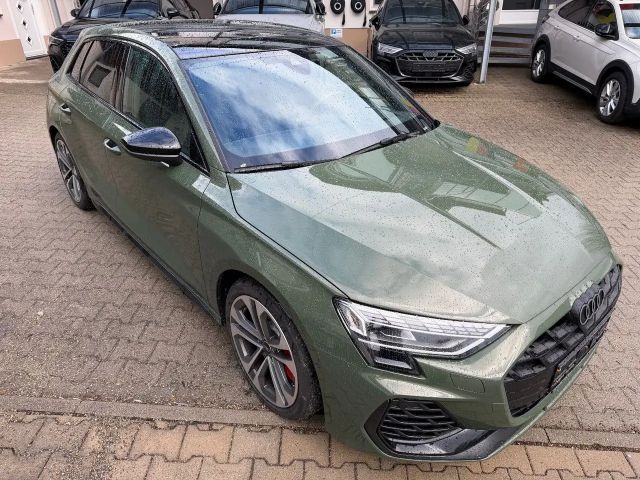 Audi S3 Sportback quattro TOP, fast VOLL!!! 2025 Benzine