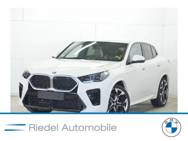 BMW X2 sDrive20i Steptronic M Sportpaket AHK adapLED 2025 Benzine