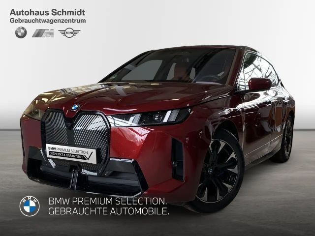 BMW iX xDrive60 *818€ o. Anz*M Sport*2 Achs*AHK*H/K*Driv 2025 Elektrisch