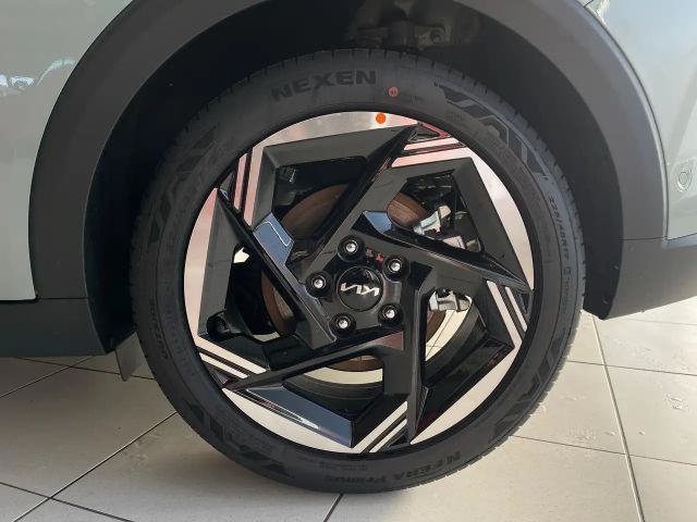 Kia K4