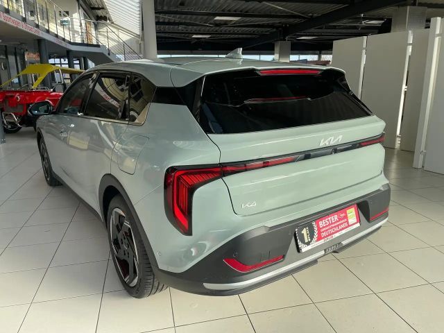 Kia K4