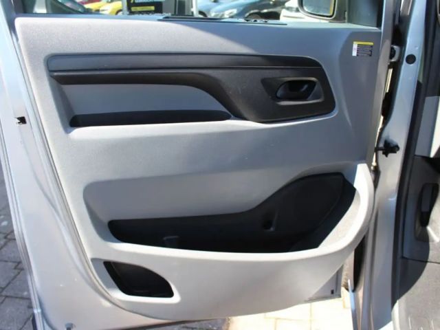 Opel Vivaro-e