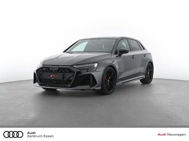 Audi RS3 SPORTBACK MATRIX LED NAVI PANO 2026 Benzine
