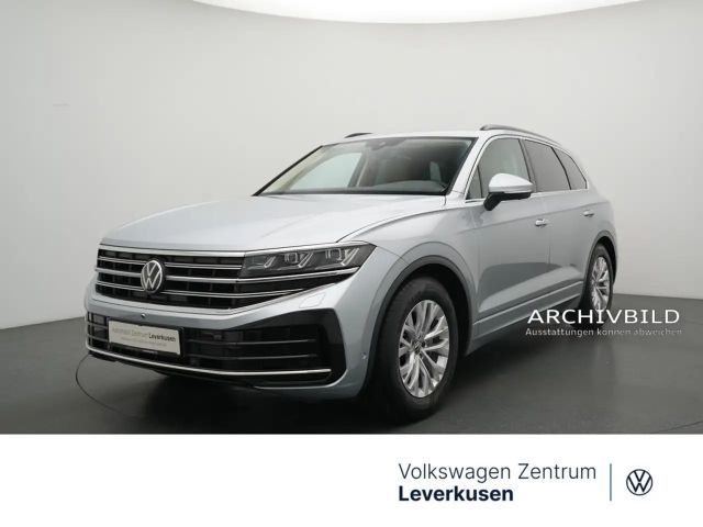 Volkswagen Touareg V6 Elegance MATRIX LUFT AHK MEMORY AC 2025 Diesel