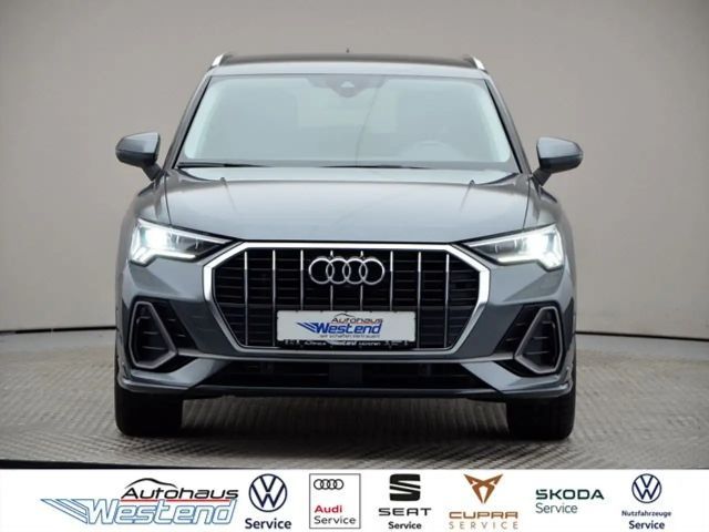 Audi Q3 S line 35 TDI 110kW S tr. Matrix Navi SONOS Klima 2022 Diesel