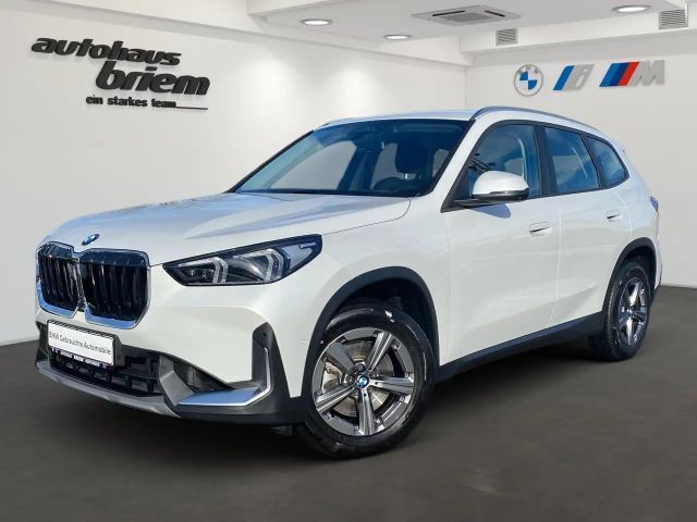 BMW X1 xDrive23i ,ab 299,- mtl. Rate 2023 Benzine