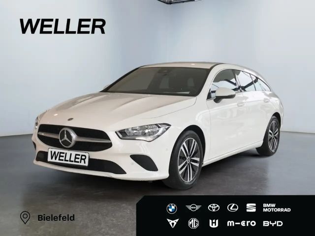 Mercedes-Benz CLA 200 *AHK*Parktronic*Navi*CAM* 2022 Benzine