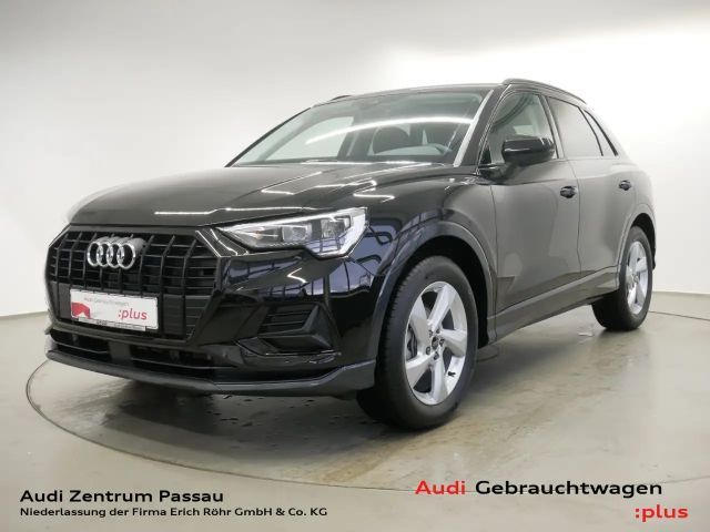 Audi Q3 35 TFSI S tro. advanced LED AHK PDC+ SHZ 2025 Benzine