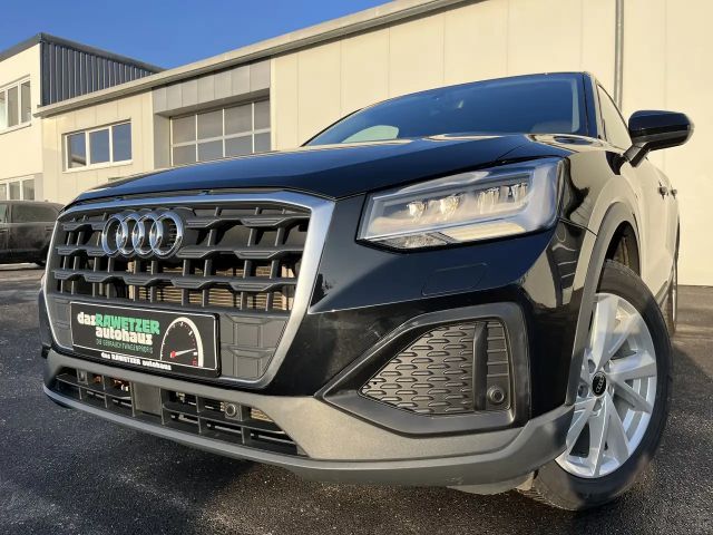 Audi Q2 35 1.5 TFSI S tronic 17 Zoll Kamera Navi el.Klappe 2022 Benzine