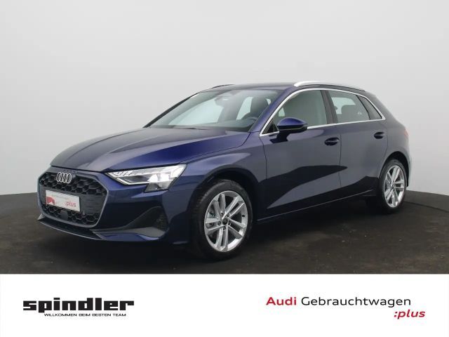 Audi A3 TFSI/ MMI-Navi+, ParkAssi, LED, RFK 2026 Benzine