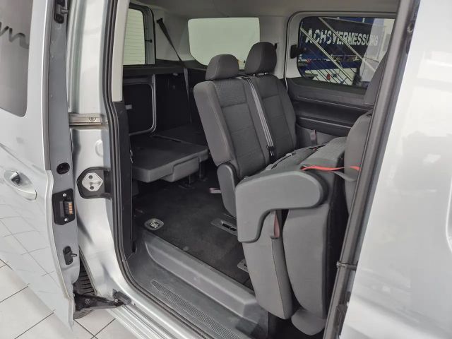 Ford Grand Tourneo