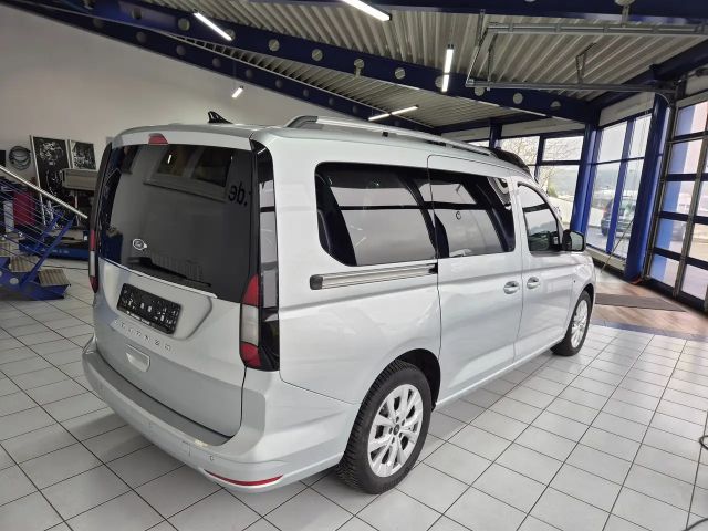 Ford Grand Tourneo