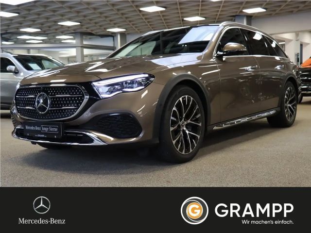 Mercedes-Benz E 220 2024 Diesel