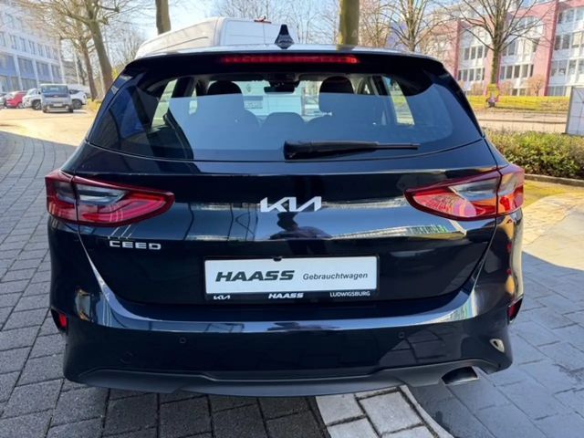 Kia Ceed / cee'd