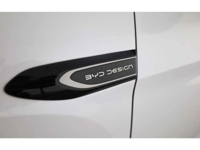 BYD Sealion 7