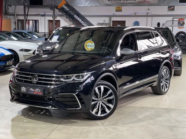 Volkswagen Tiguan Allspace R-LINE+7-SITZER+STANDHZG+SHZ+AHK+VW-GARANTE 7/27 2022 Diesel
