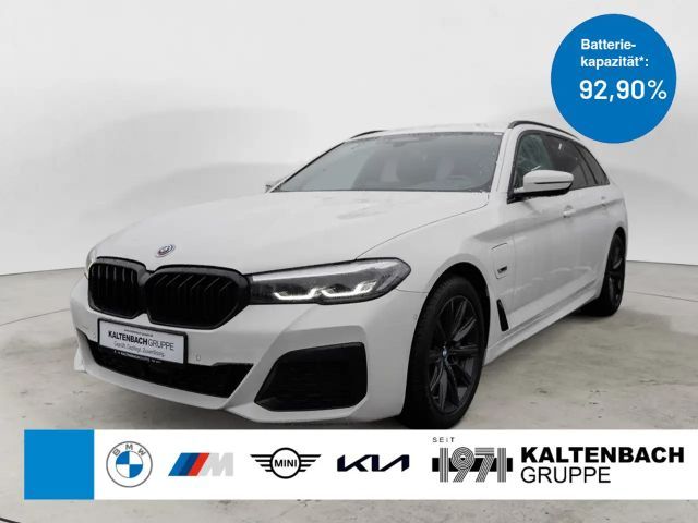 BMW 530 e Touring M-Sport AHK LED W-LAN NAVI H/K 2023 Hybride / Benzine