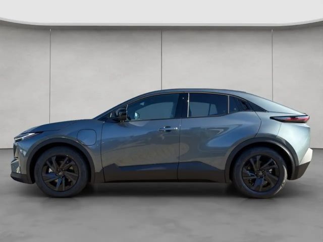 Toyota C-HR+