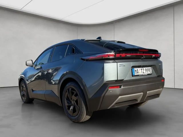 Toyota C-HR+