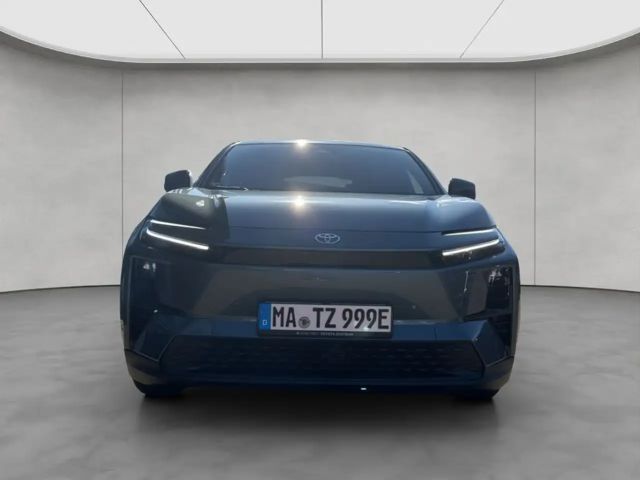 Toyota C-HR+