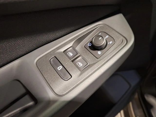 Ford Grand Tourneo
