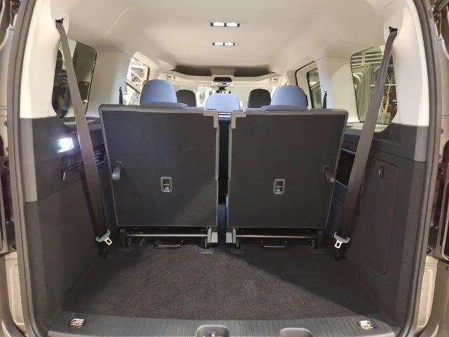 Ford Grand Tourneo