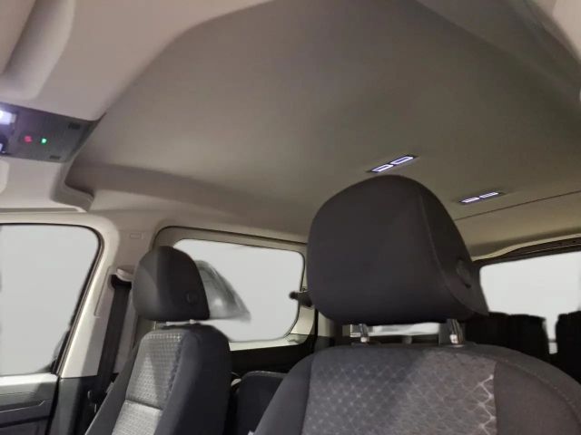Ford Grand Tourneo