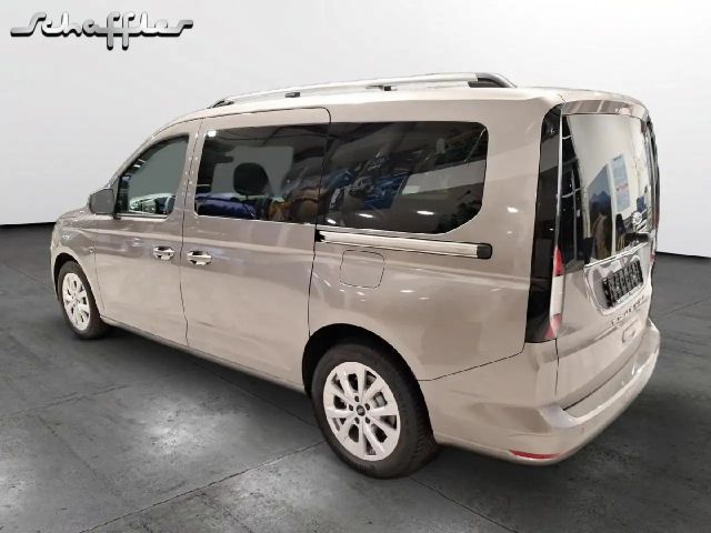 Ford Grand Tourneo