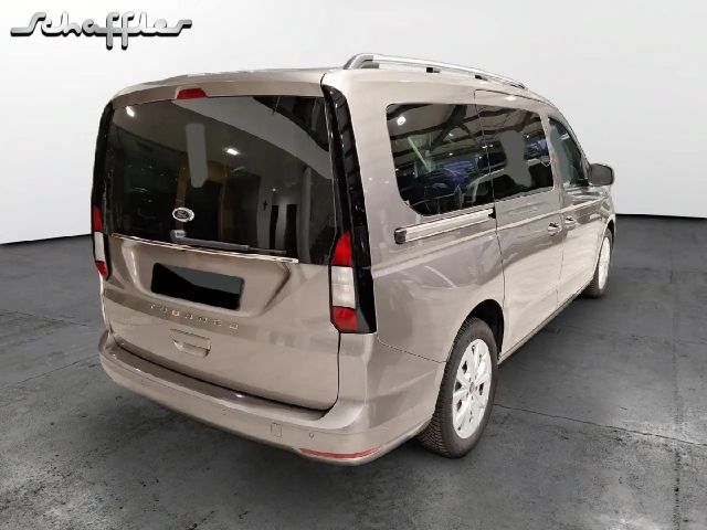 Ford Grand Tourneo