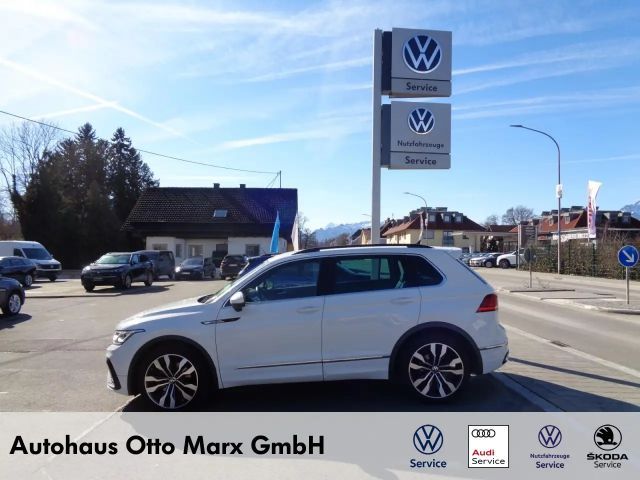 Volkswagen Tiguan 2,0 TSI DSG 4Motion R-Line (AHK+Navi) Klima Navi 2022 Benzine