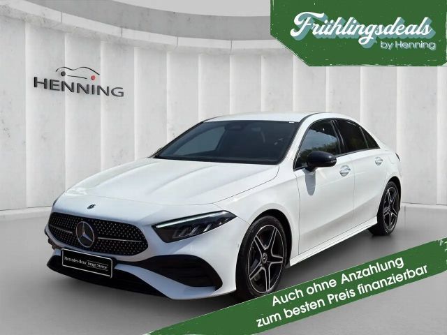 Mercedes-Benz A 250 Lim. AMG 4Matic Night-Paket Kamera Totwink 2025 Benzine