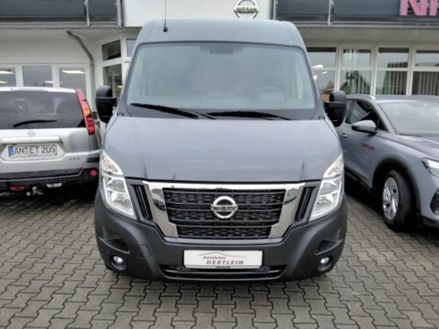 Nissan Interstar