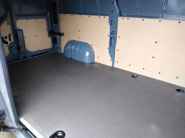 Nissan Interstar