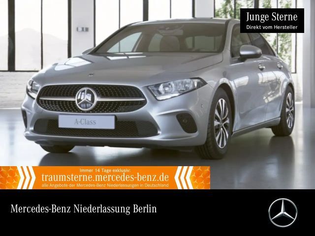 Mercedes-Benz A 180 Lim STYLE+7G 2022 Benzine