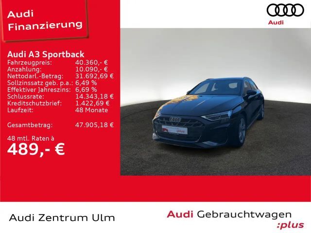 Audi A3 S-Line TFSI e AHK LED NAVI RFK SHZ 2025 Hybride / Benzine
