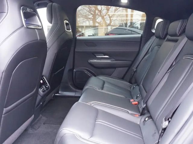 Mazda 6e