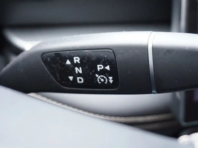 Mazda 6e