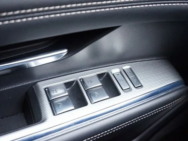 Mazda 6e