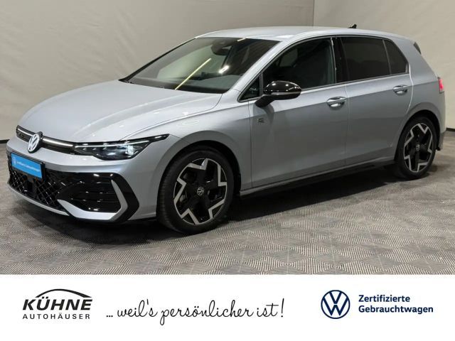 Volkswagen Golf R-Line 1.5 eTSI DSG | MATRIX KAMERA ACC SHZ 2025 Benzine