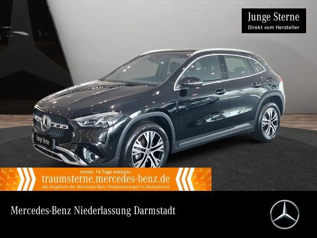 Mercedes-Benz GLA 180 2024 Benzine