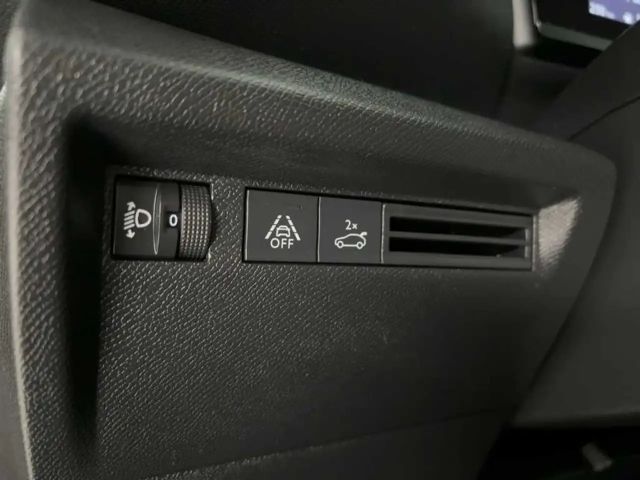 Citroen C4 X