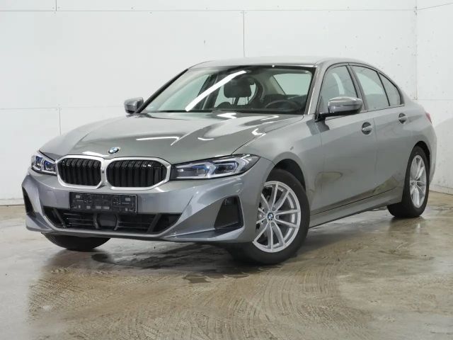 BMW 318 2024 Benzine