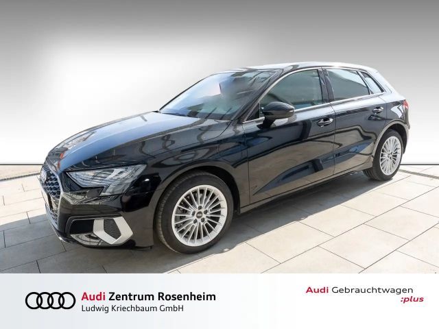 Audi A3 Sportback advanced 40 TFSI e S tr.(ACC,RFK,Navi 2022 Hybride / Benzine