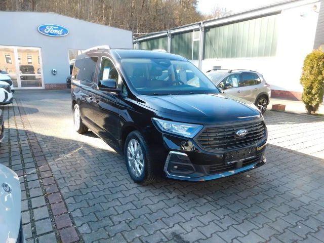 Ford Grand Tourneo