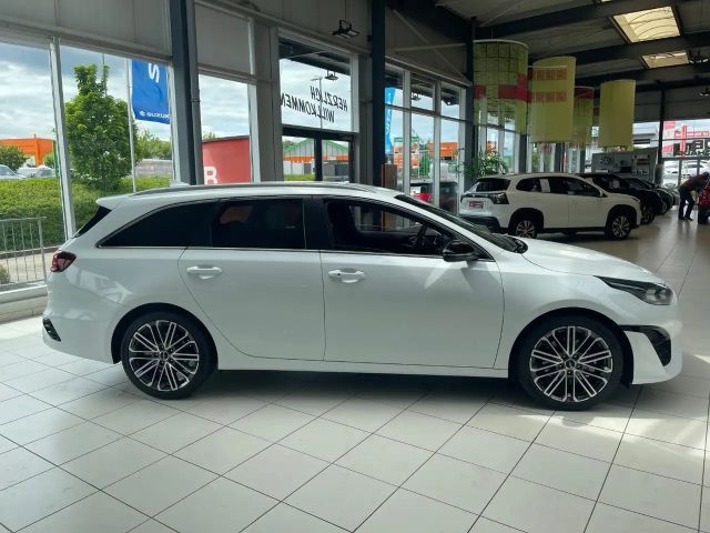 Kia Ceed SW / cee'd SW